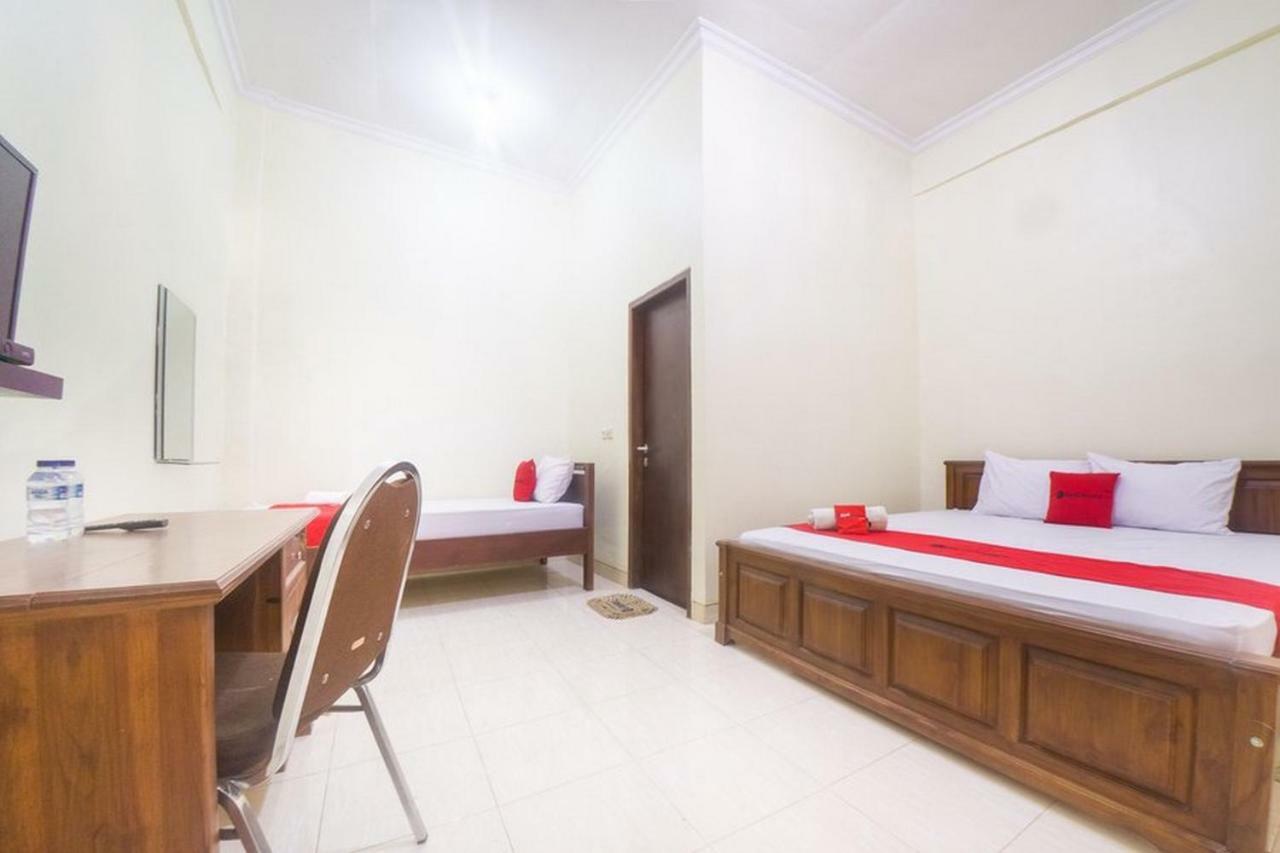 Reddoorz Near Nusa Cendana University Купанг Екстериор снимка