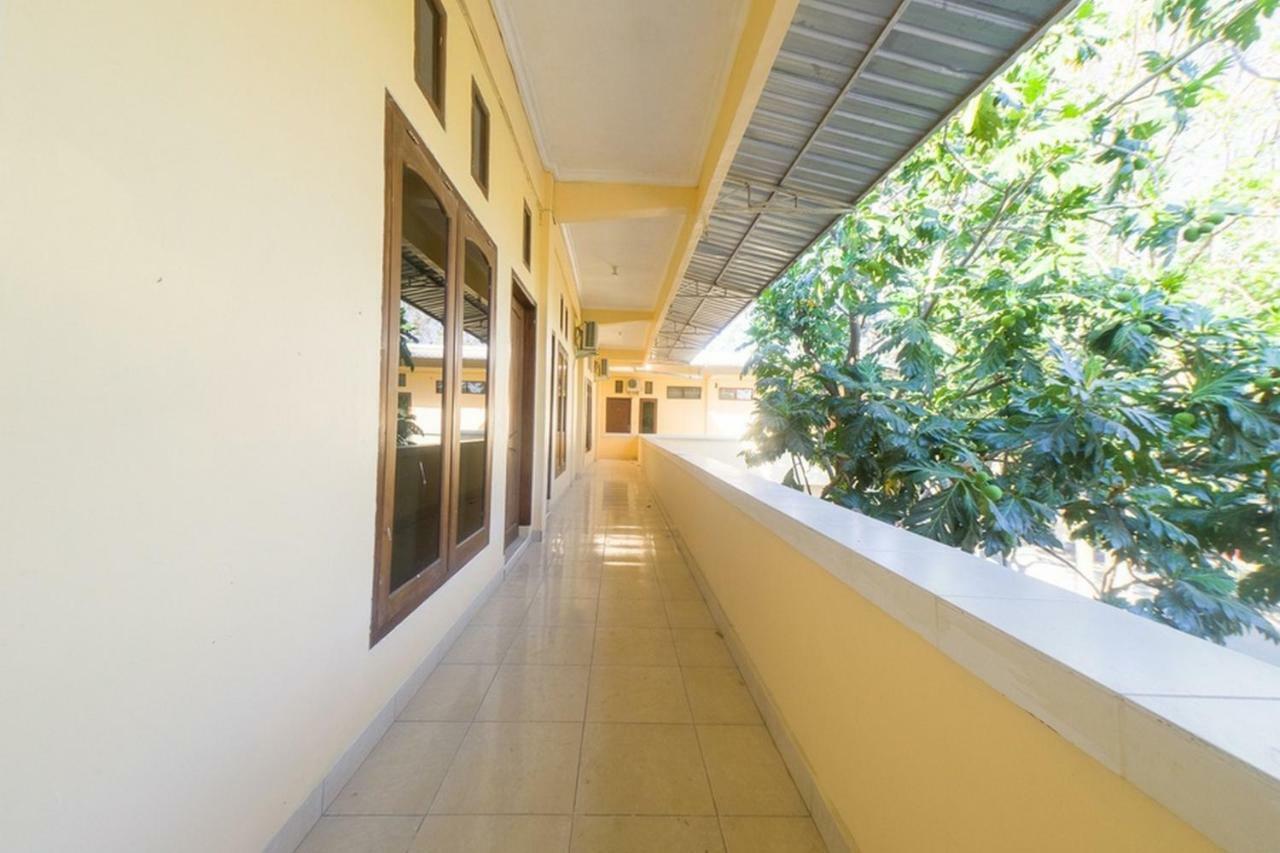 Reddoorz Near Nusa Cendana University Купанг Екстериор снимка