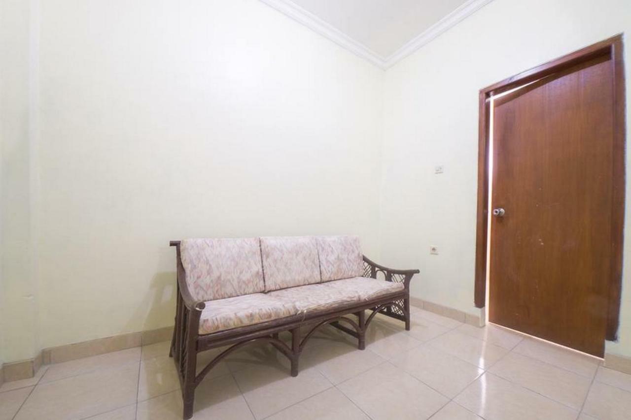 Reddoorz Near Nusa Cendana University Купанг Екстериор снимка