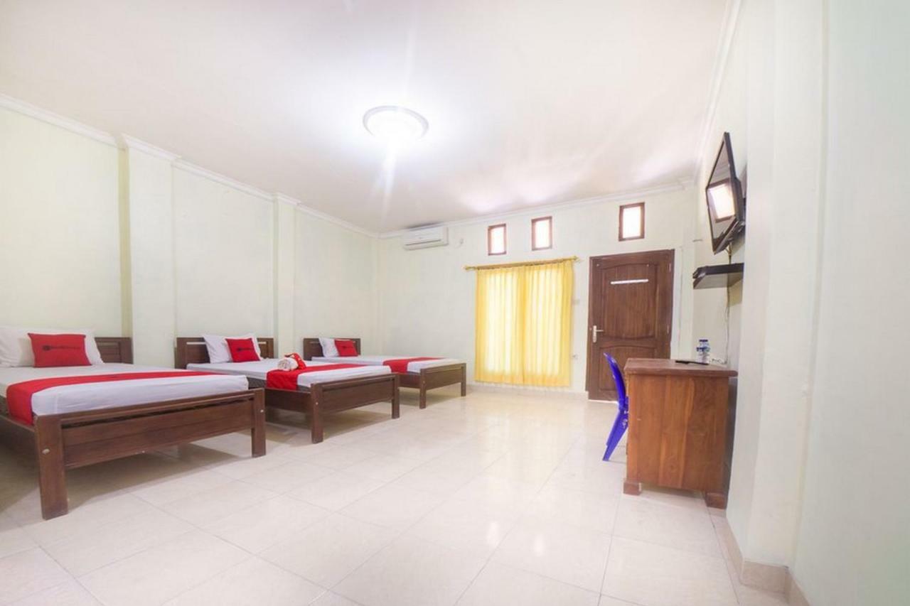Reddoorz Near Nusa Cendana University Купанг Екстериор снимка