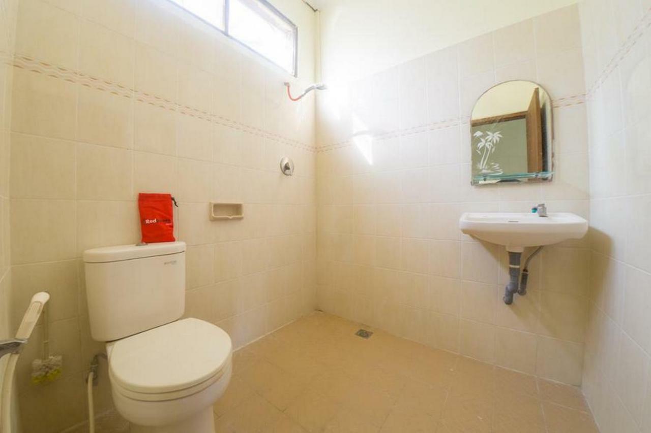 Reddoorz Near Nusa Cendana University Купанг Екстериор снимка